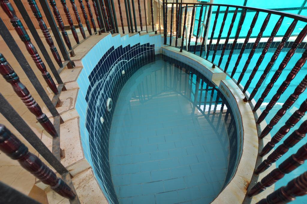 Al Ahmadi Plaza Resort Yanbu Exterior foto