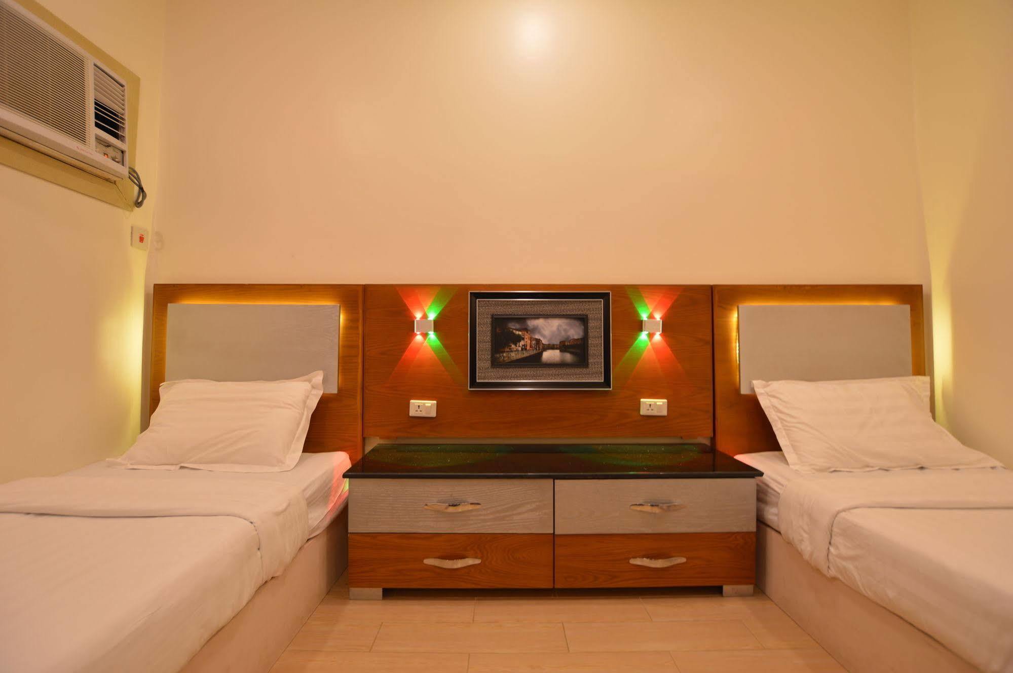 Al Ahmadi Plaza Resort Yanbu Exterior foto